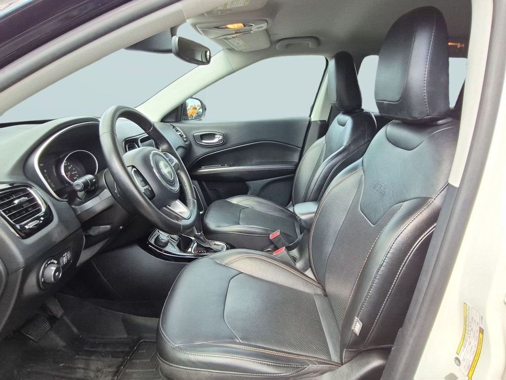 Used 2020 White Clearcoat Jeep Limited image 19