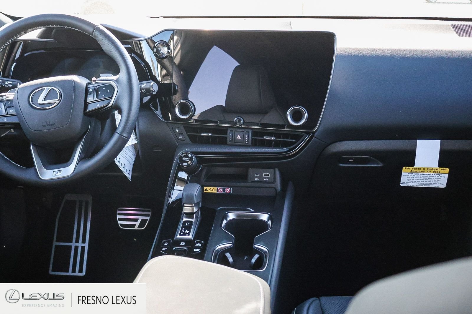 2026 Lexus NX 450h+ F-Sport - Photo 16