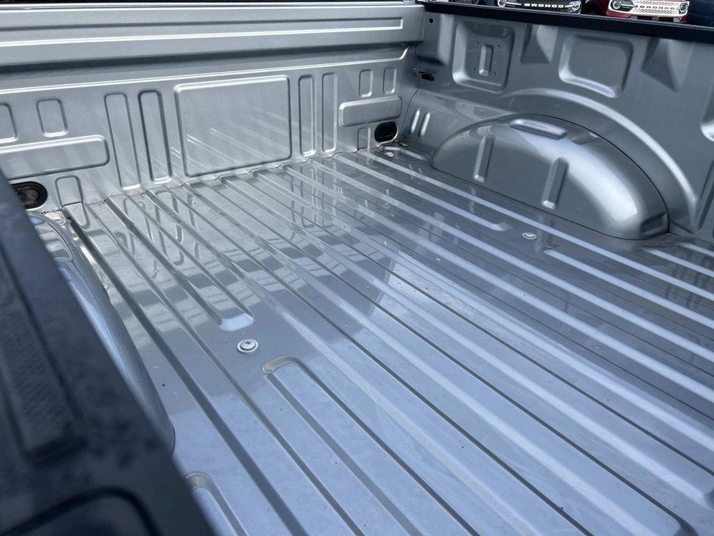 New 2026 Silver Metallic Ford 4X4 CREWCAB XLT image 12
