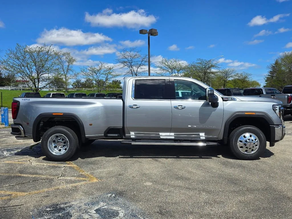 2026 GMC Sierra 3500HD SLT - Photo 11
