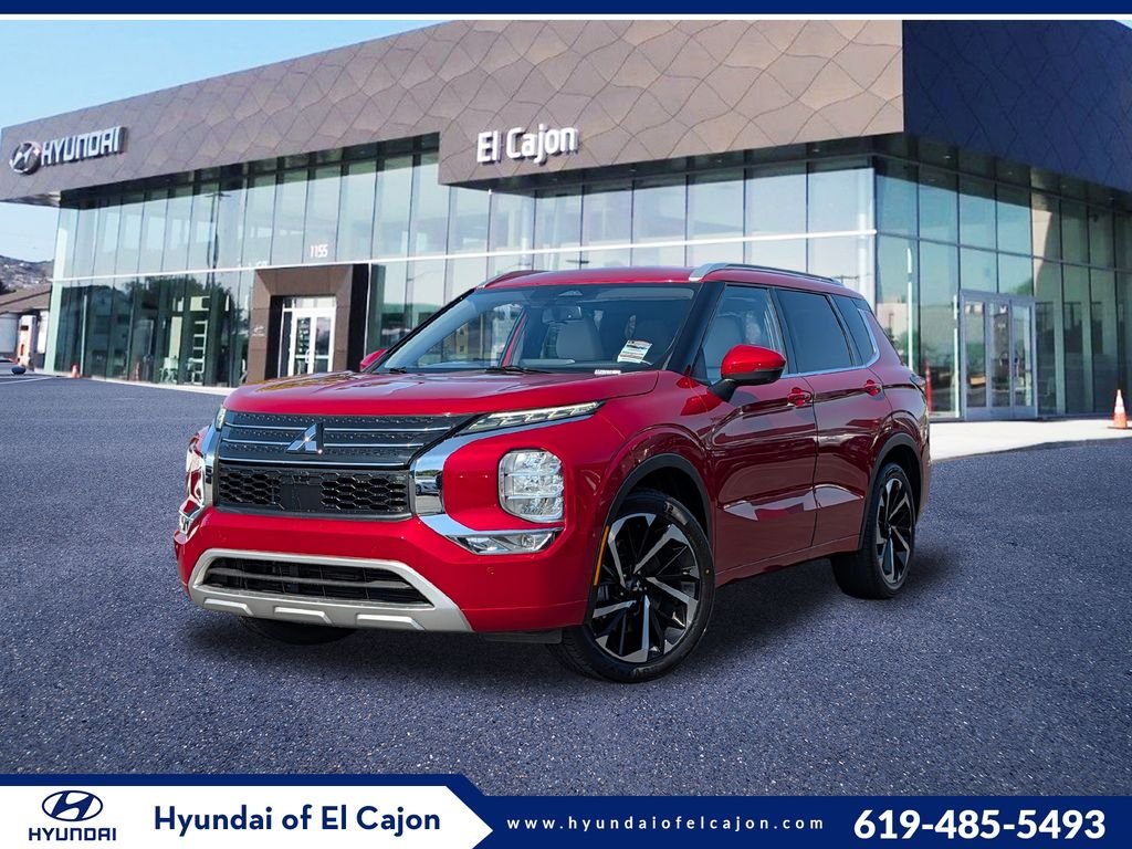 2023 Mitsubishi Outlander SEL 2WD's photo