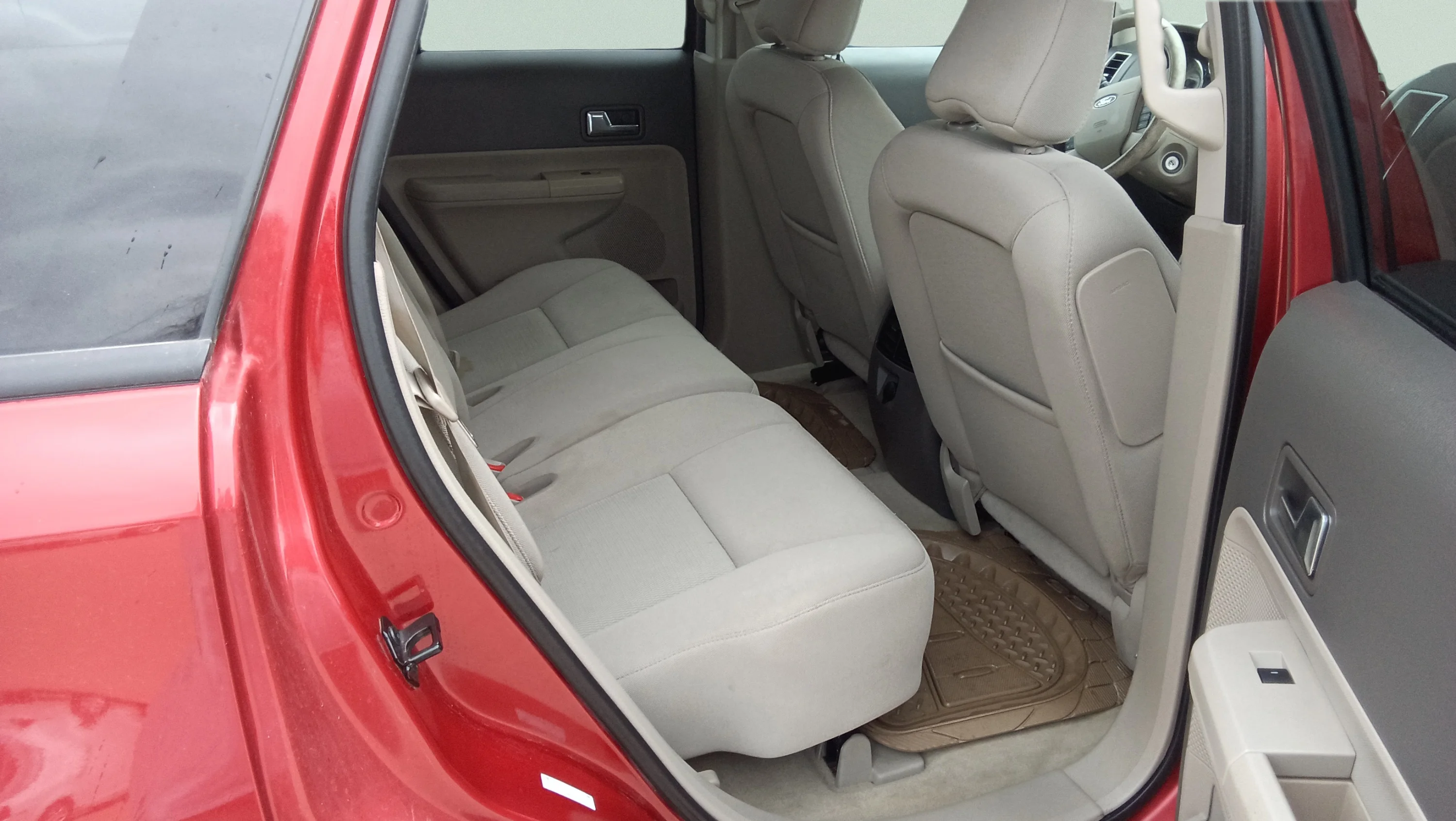 Used 2008 Red Ford SEL image 12