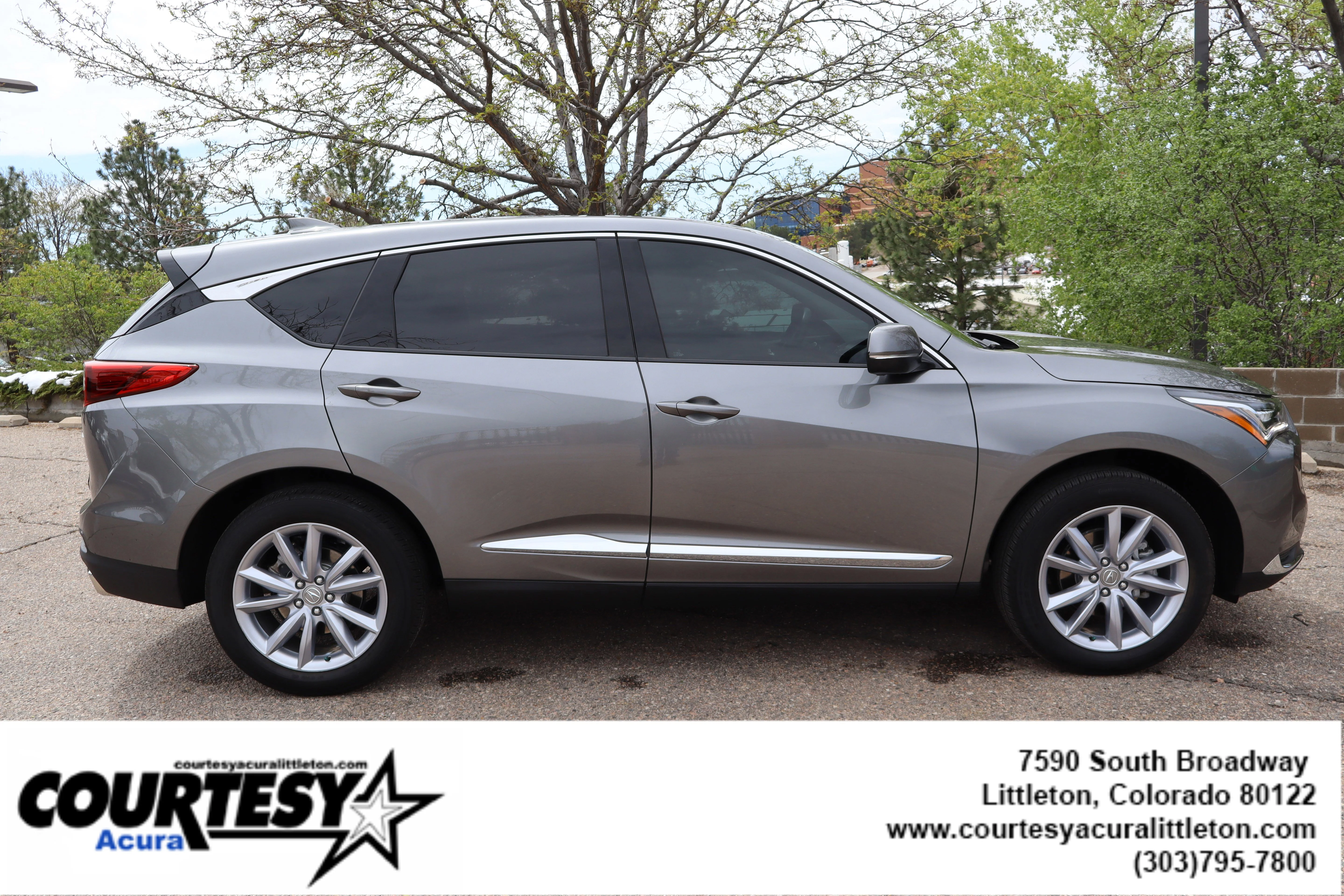 Certified Used 2024 Liquid Carbon Metallic Acura SH-AWD image 43