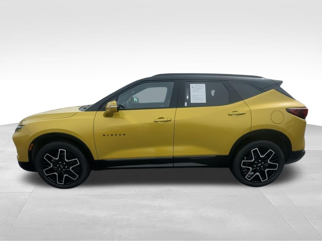 Used 2023 Yellow Chevrolet RS image 5