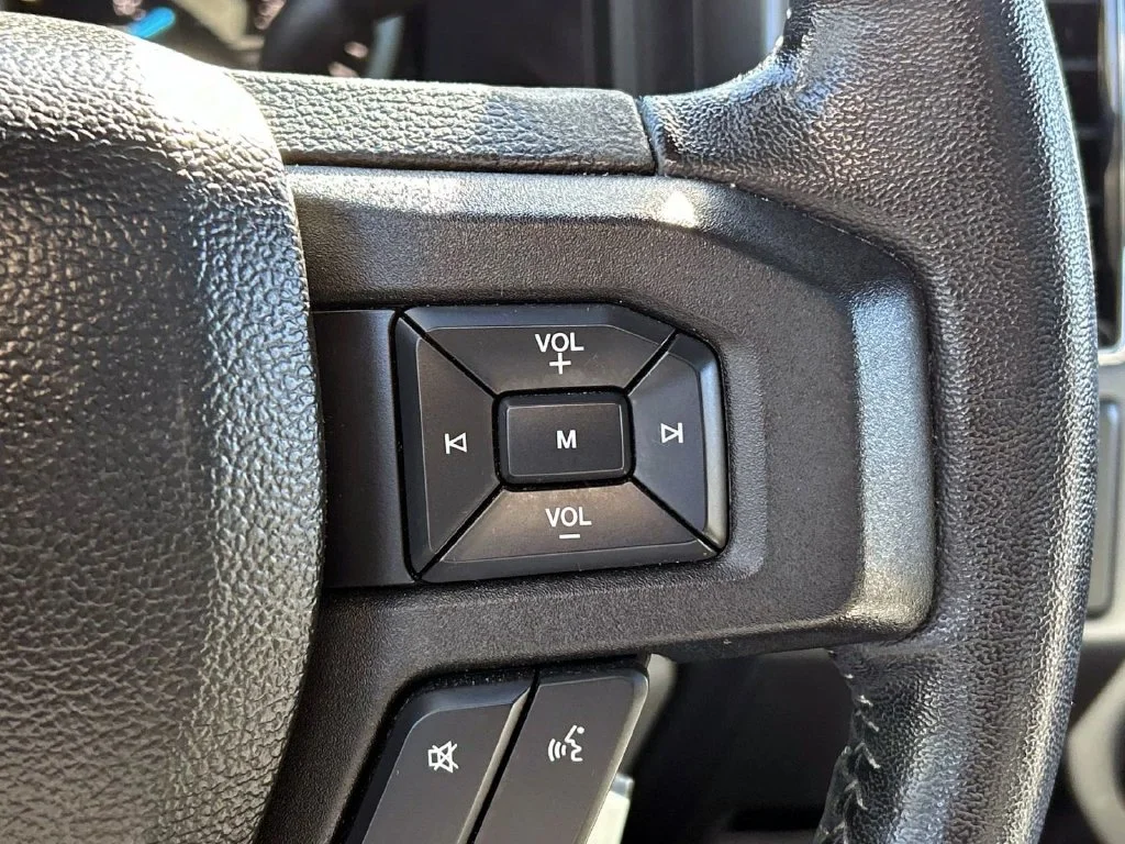 Used 2018 Ingot Silver Ford XLT image 22