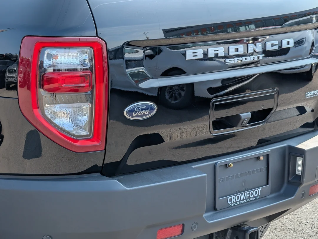 Certified Used 2023 Black Ford Badlands - - 4x4 - Power Sunroof - Fordpass Connect - Back Up Cam - Premium Pkg & More! image 11