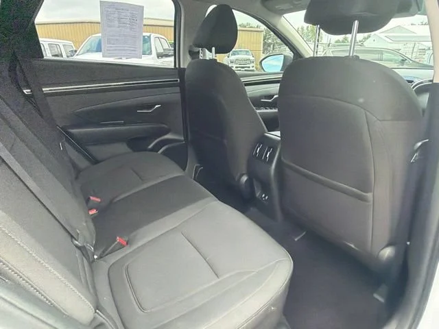 Used 2022 Quartz White Hyundai SEL image 12