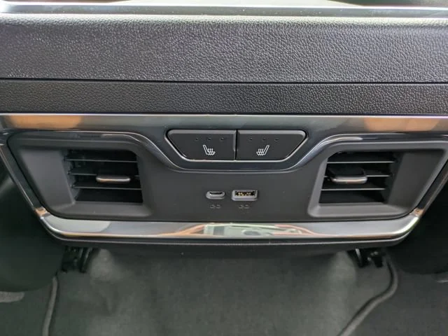 2026 GMC Sierra 1500 SLT - Photo 15