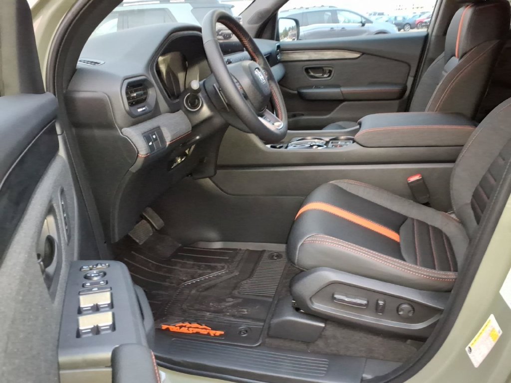 New 2027 Ash Green Metallic Honda TrailSport Blackout image 17