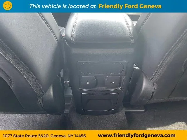 Used 2024 Green Metallic Ford XLT image 36