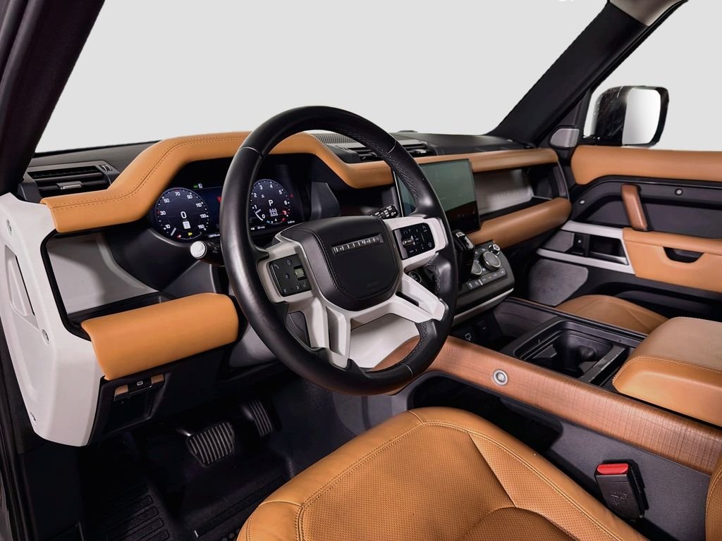 Used 2023 Gray Land Rover First Edition image 9
