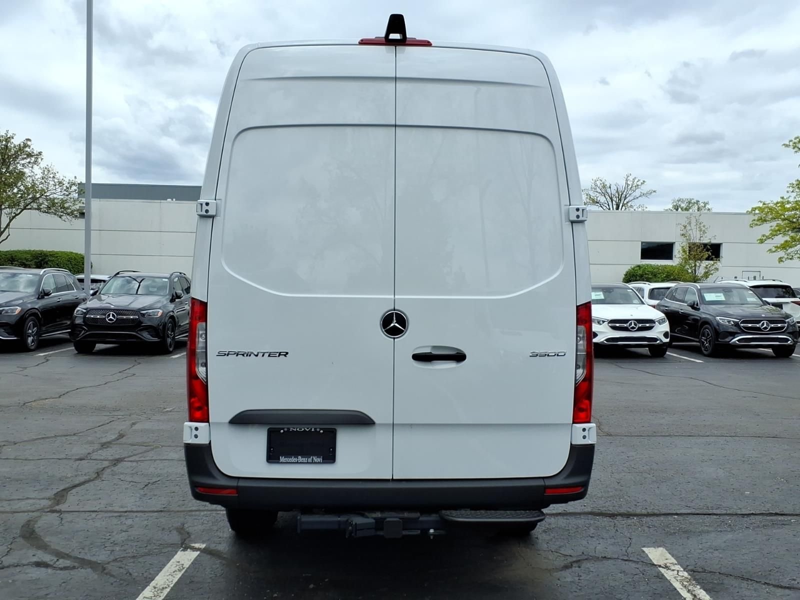 New 2026 Arctic White Mercedes-Benz Cargo 170 WB image 4