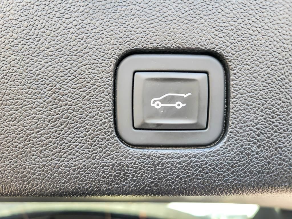 2025 CADILLAC XT6 - Image 22