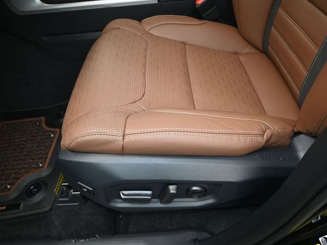 2026 Toyota Tundra 1794 Edition - Photo 11