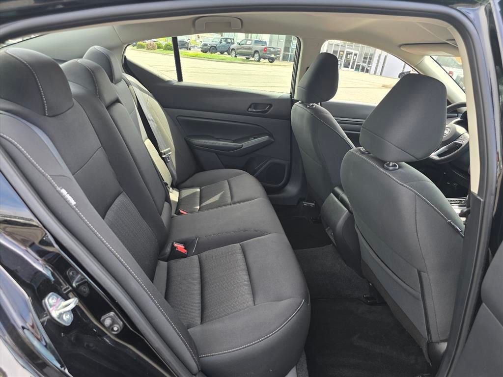 Used 2025 Black Nissan 2.5 SV image 13