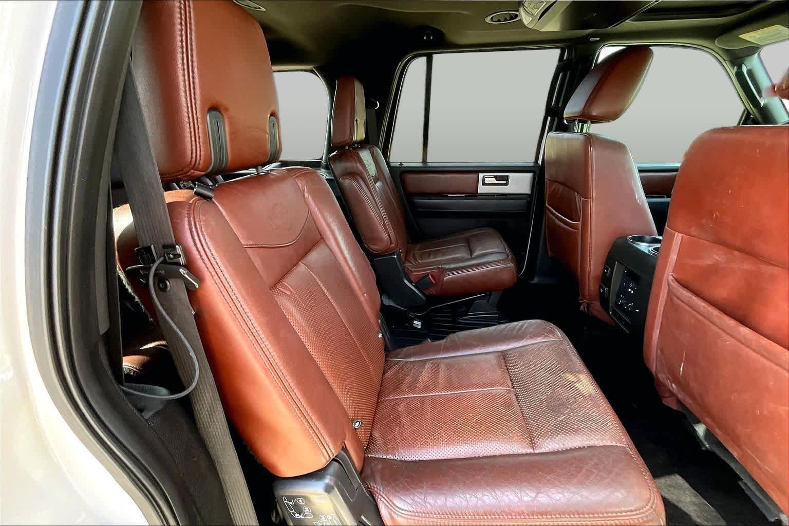Used 2013 White Platinum Metallic Tri-Coat Ford King Ranch image 20