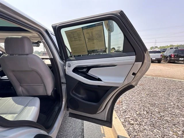 Used 2021 Silver Land Rover S image 21