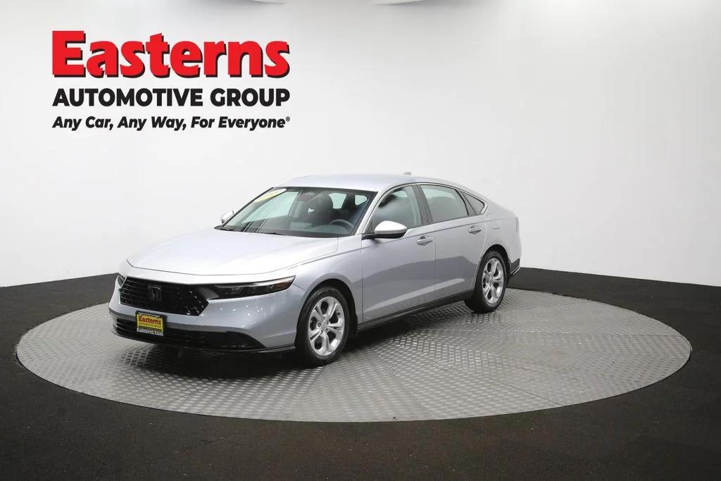Used 2025 Silver Honda LX image 55