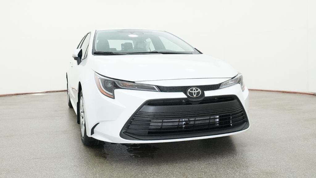 New 2026 Wind Chill Pearl Toyota LE image 25