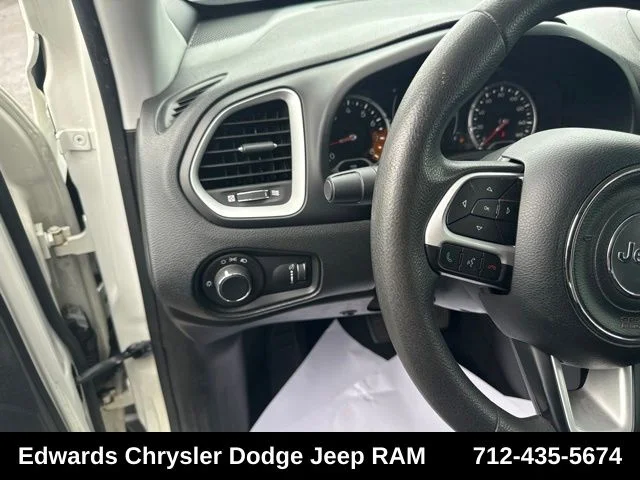 Used 2018 White Jeep Sport image 15