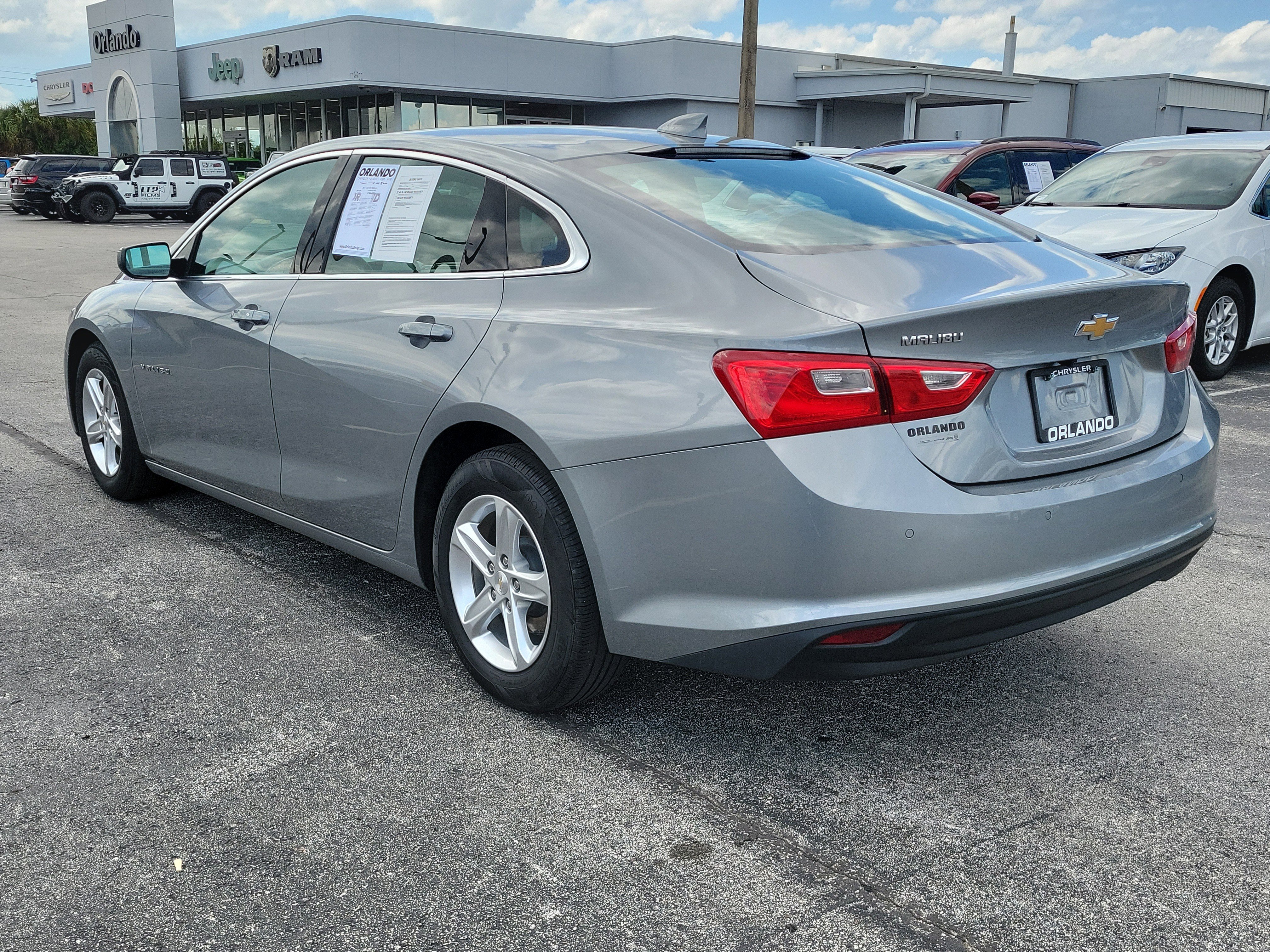 Used 2024 Sterling Gray Metallic Chevrolet LT image 4