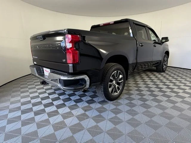 Certified Used 2022 Black Chevrolet LT image 6