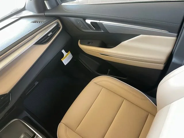 New 2026 Iridescent White Tricoat Buick Preferred image 16