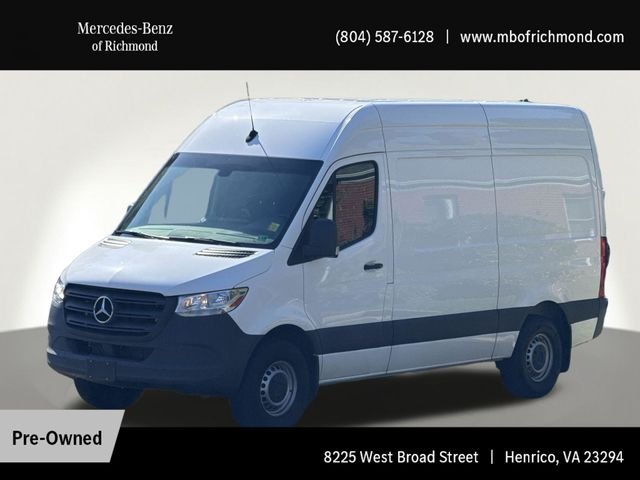 Used 2023 White Mercedes-Benz Cargo 144 WB image 1