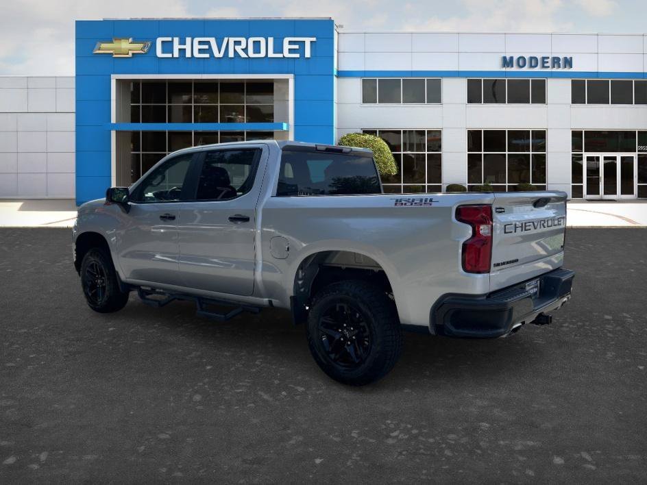 Used 2022 Silver Ice Metallic Chevrolet LT Trail Boss image 3