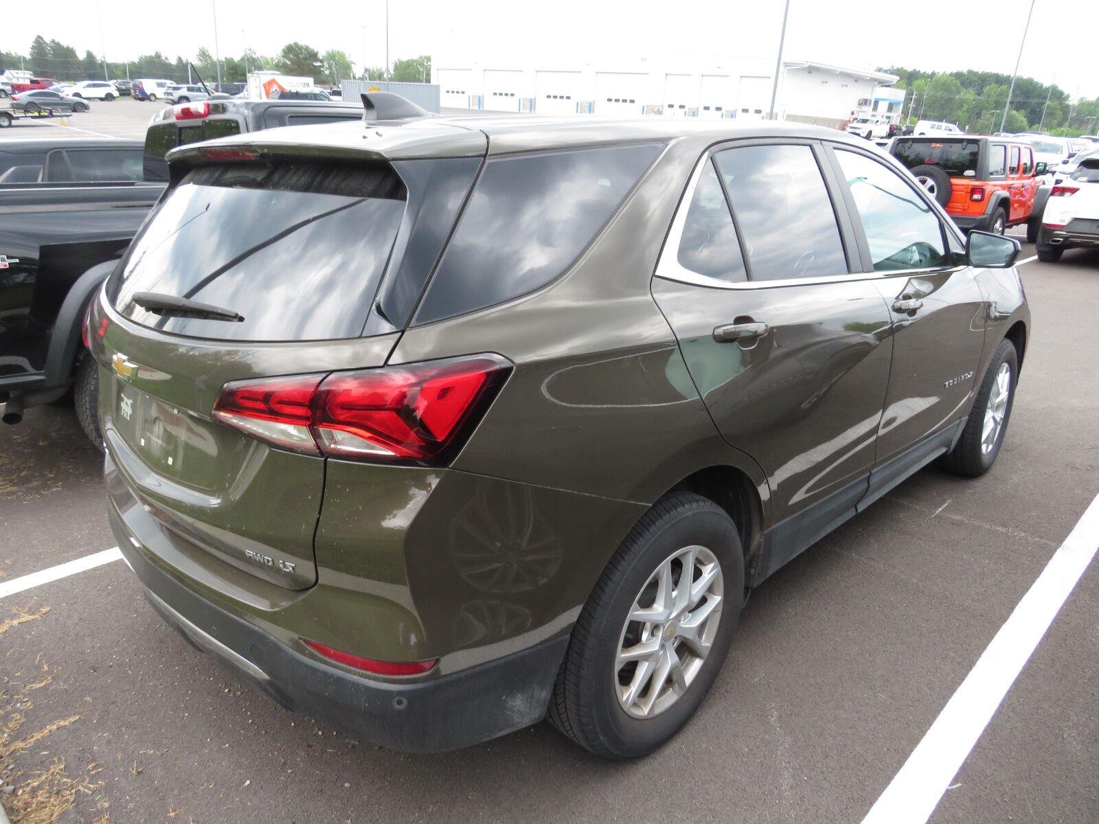 Used 2024 Harvest Bronze Metallic Chevrolet LT image 10