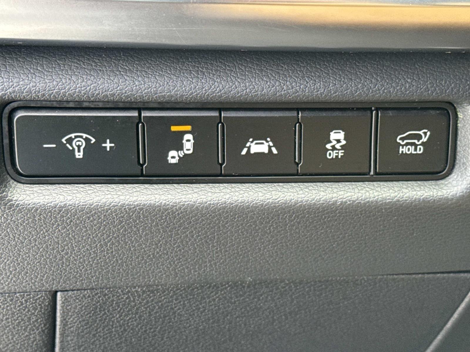 Used 2020 Ebony Black Kia SX image 21