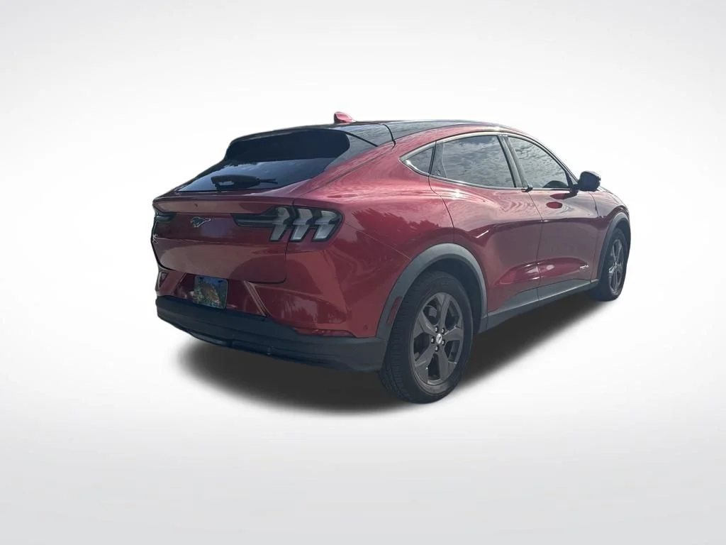 Used 2021 Red Metallic Ford Select image 5