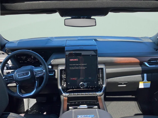 2026 GMC Yukon XL Denali - Photo 10