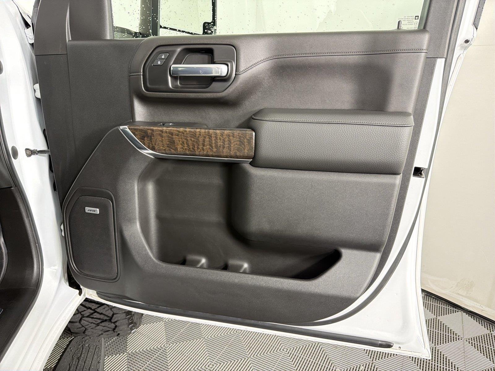 Used 2020 SUMMIT WHITE GMC Denali image 12