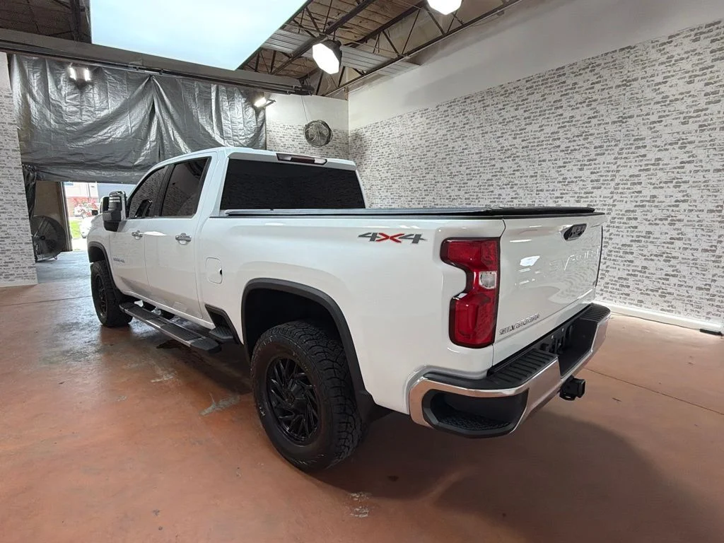 Used 2023 Summit White Chevrolet LTZ image 5