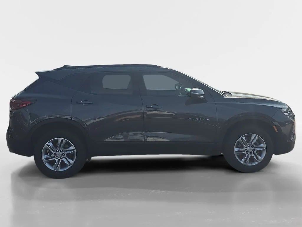 Used 2021 Iron Gray Metallic Chevrolet LT image 9