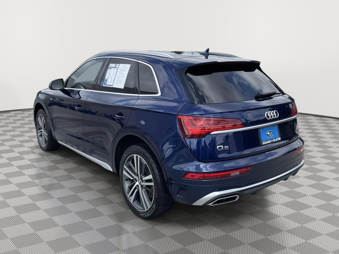 Used 2022 Navarra Blue Metallic Audi S line Premium image 11