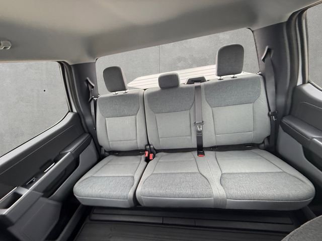 Used 2024 White Ford XLT image 22