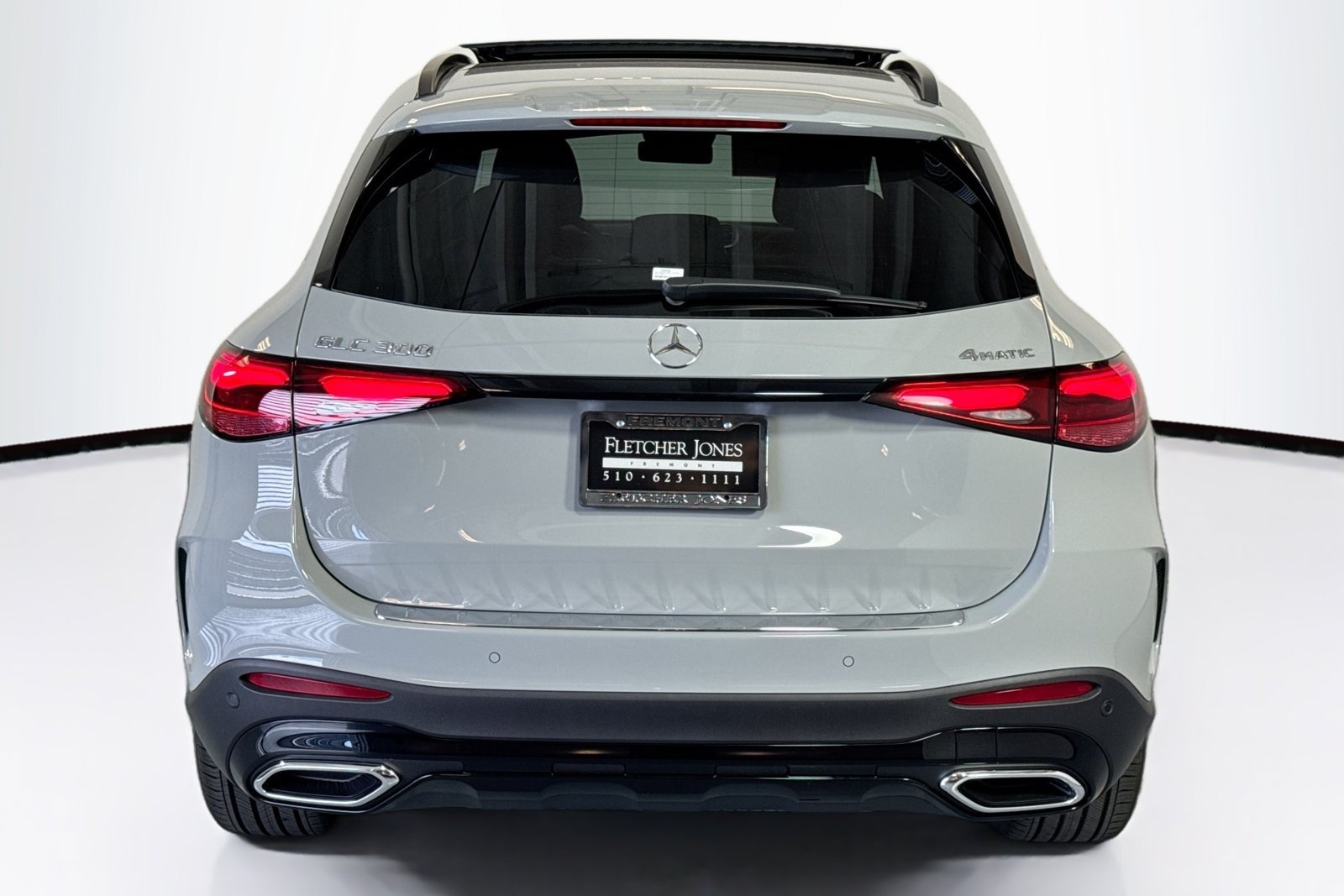 New 2026 MANUFAKTUR Alpine Grey Mercedes-Benz GLC 300 image 6