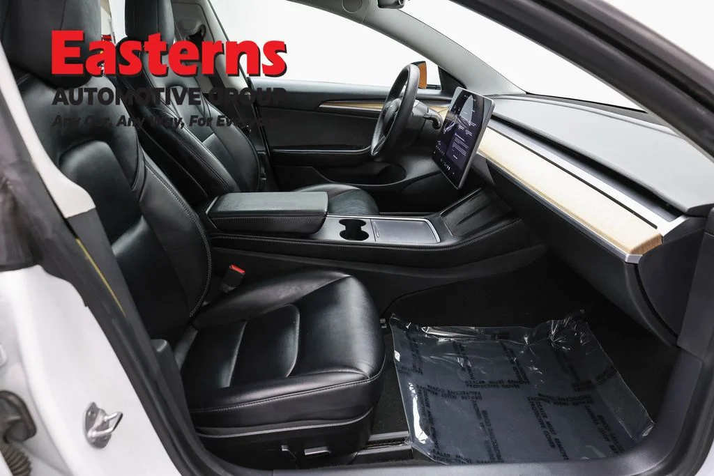 Used 2016 White Ford XL image 77