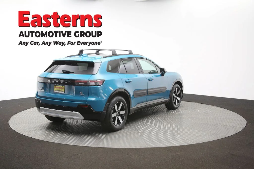 Used 2024 Blue Honda Touring image 39