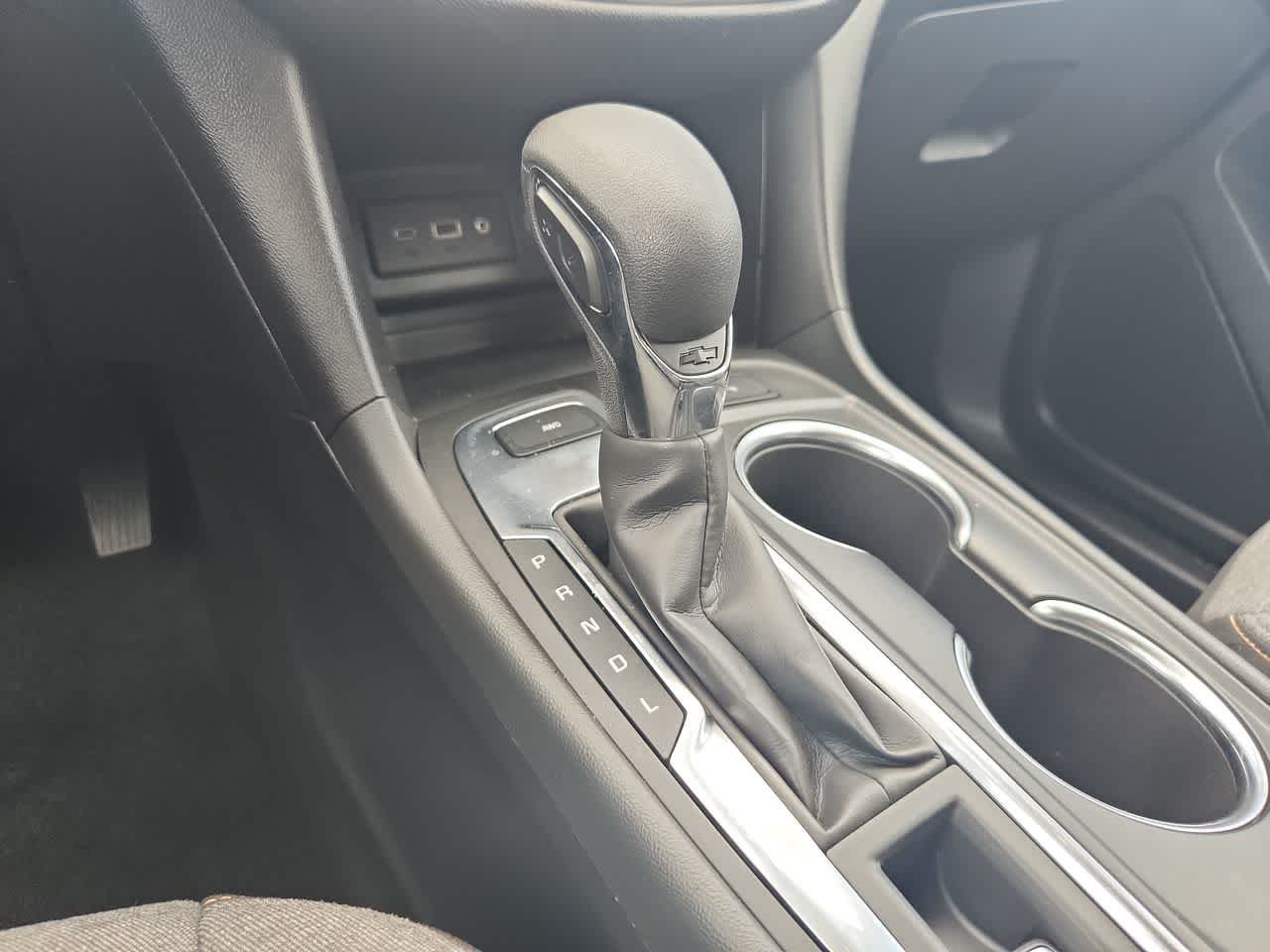 Used 2023 Mosaic Black Metallic Chevrolet LT image 18