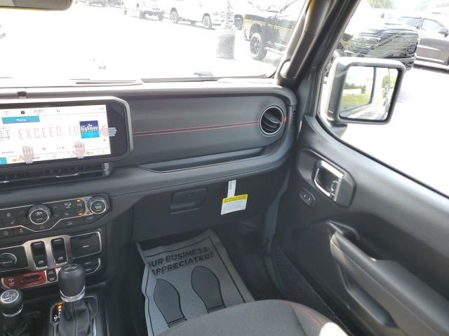 New 2026 Anvil Clearcoat Jeep Rubicon image 16