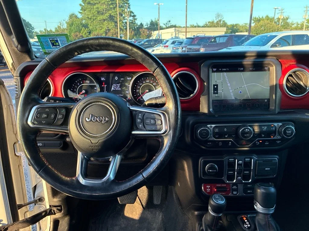 Used 2020 White Jeep Rubicon image 22