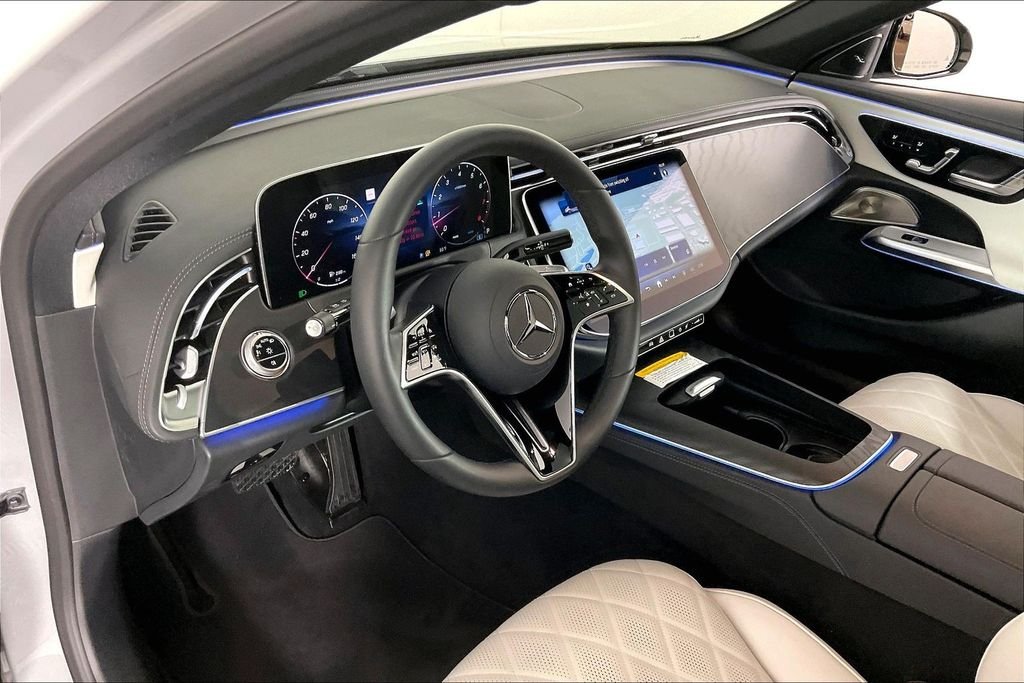 2026 Mercedes-Benz E-Class E350 - Photo 11