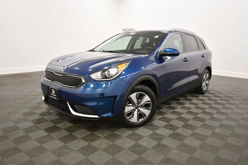 Certified 2019 Kia Niro LX with VIN KNDCB3LC9K5263110 for sale in Rochester, Minnesota