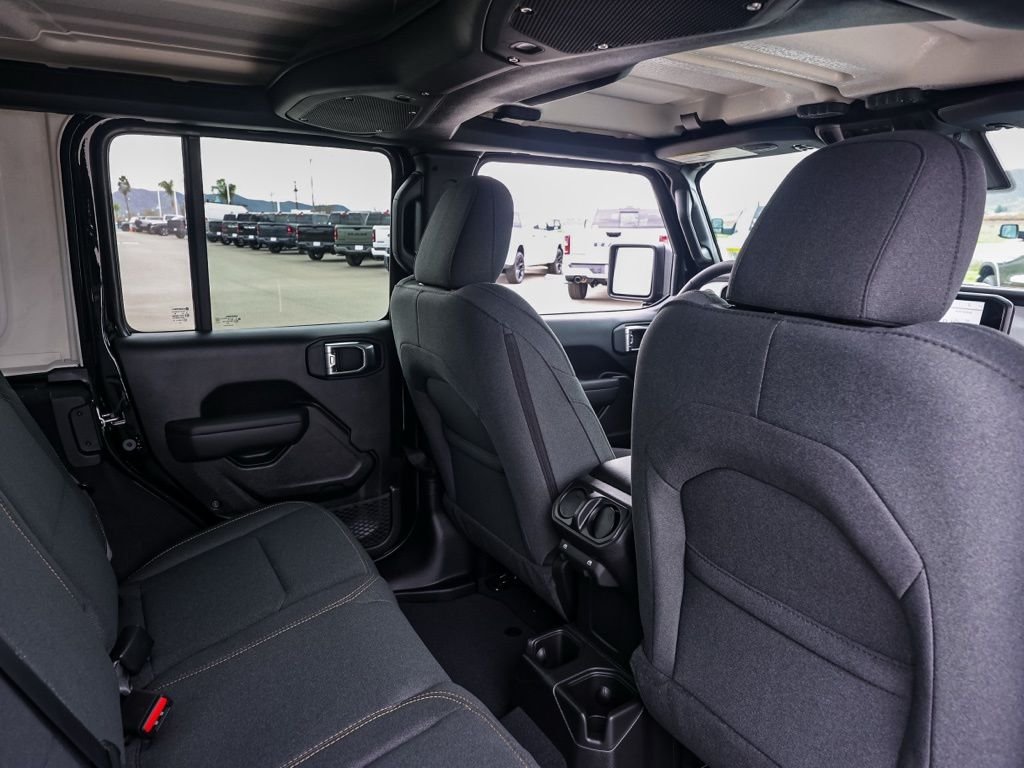 New 2026 Black Clear-Coat Exterior Paint Jeep Sport S image 16