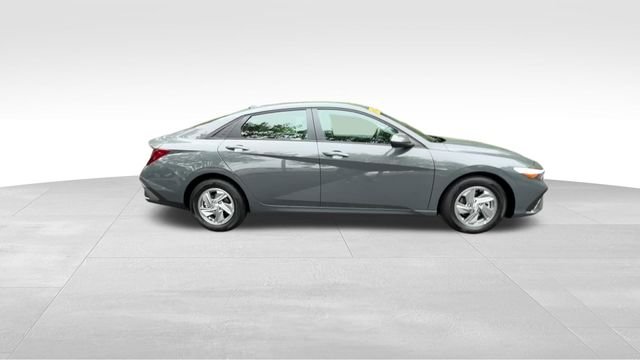 2026 Hyundai Elantra SE - Photo 10