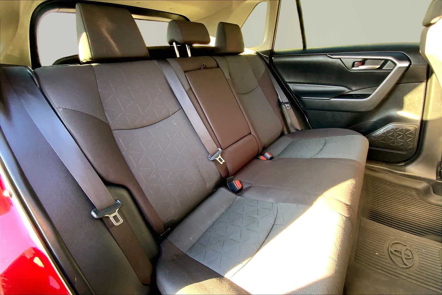Used 2024 Ruby Flare Pearl Toyota XLE image 18