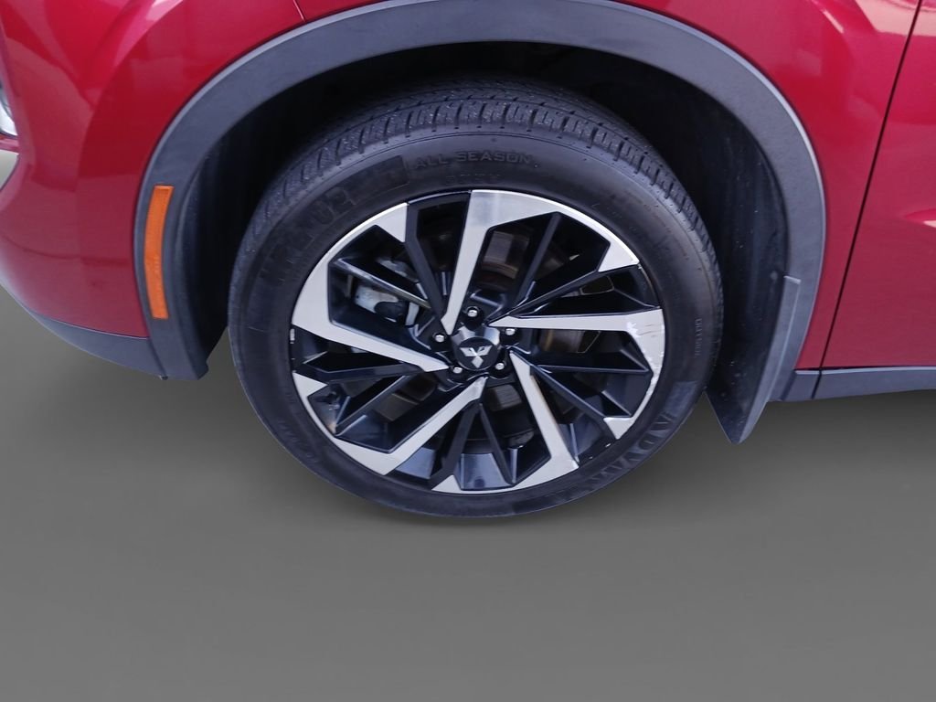 Used 2022 Red Mitsubishi ES image 15